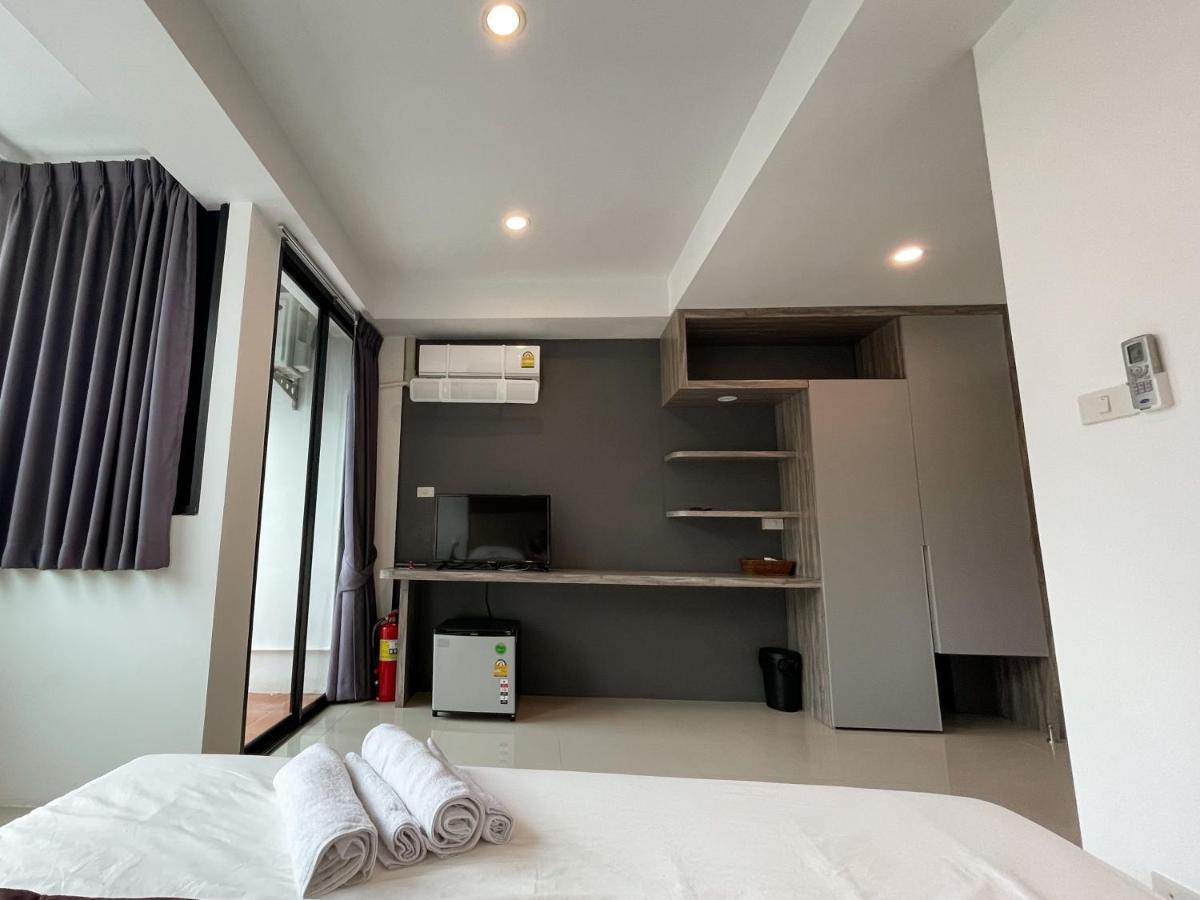 Kefir Phuket Hotel Камала Бийч Екстериор снимка