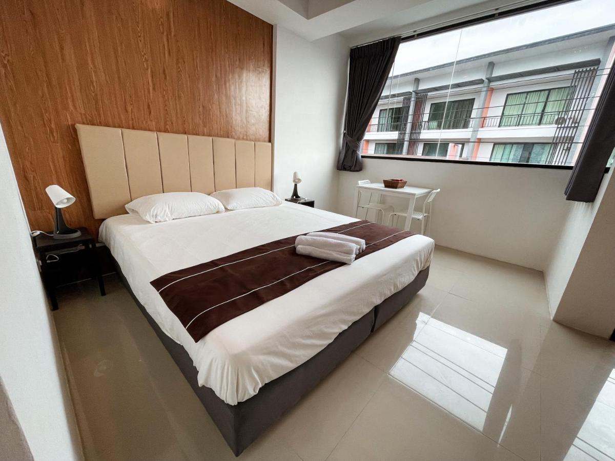 Kefir Phuket Hotel Камала Бийч Екстериор снимка